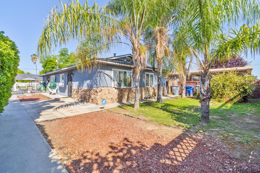 715 Faller Avenue, Sanger, CA 93657