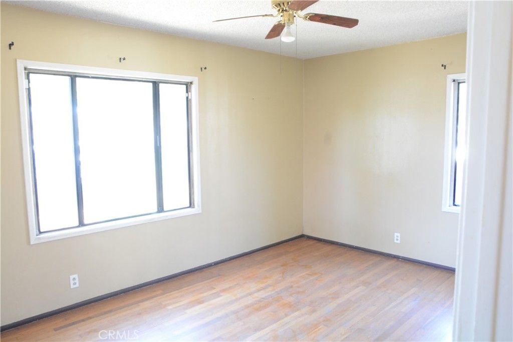 Image 2 of property listing at 2824 Candlewood, Lakewood, CA 90712