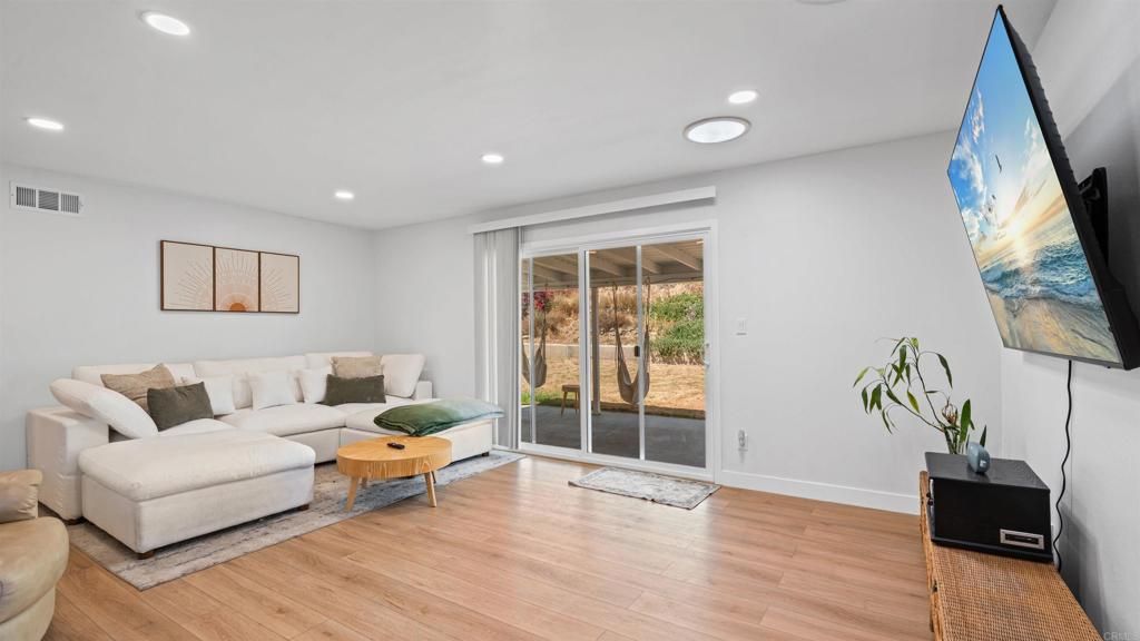 Image 3 of property listing at 2858 Madden Court, San Diego, CA 92154