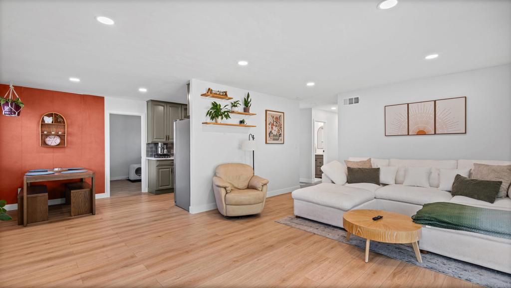 Image 4 of property listing at 2858 Madden Court, San Diego, CA 92154