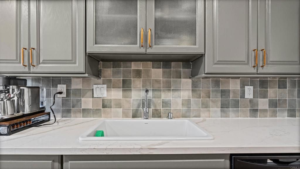 Image 7 of property listing at 2858 Madden Court, San Diego, CA 92154