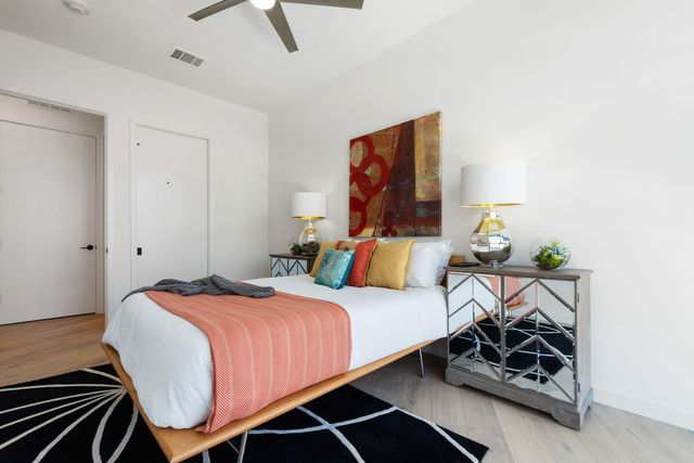 800 Embassy DR 525, Austin, TX 78702