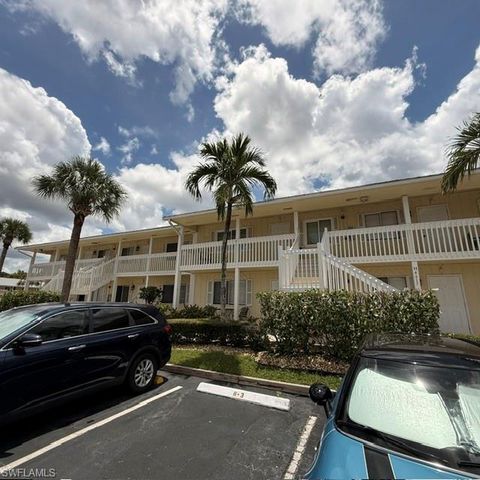 4617 Bayshore DR H4, Naples, FL 34112