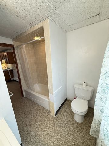 12A Hammond St A, Waltham, MA 02451