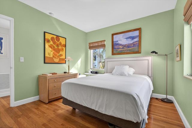 381 S Lake Drive 16, Palm Beach, FL 33480