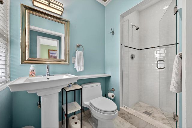 381 S Lake Drive 16, Palm Beach, FL 33480