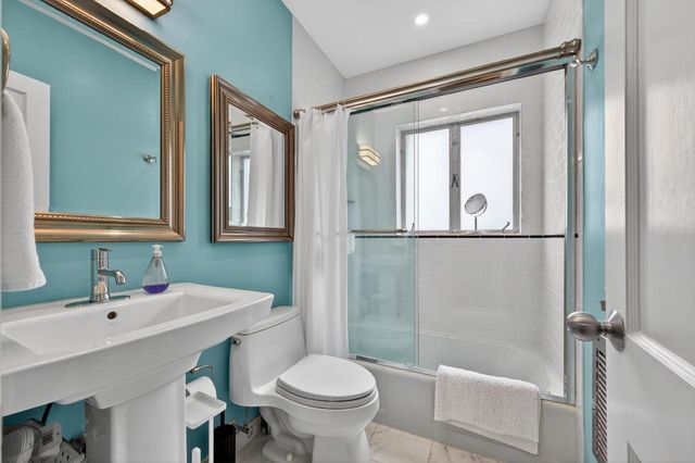 381 S Lake Drive 16, Palm Beach, FL 33480