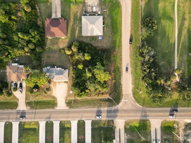 4912 LEONARD BLVD S, Lehigh Acres, FL 33973