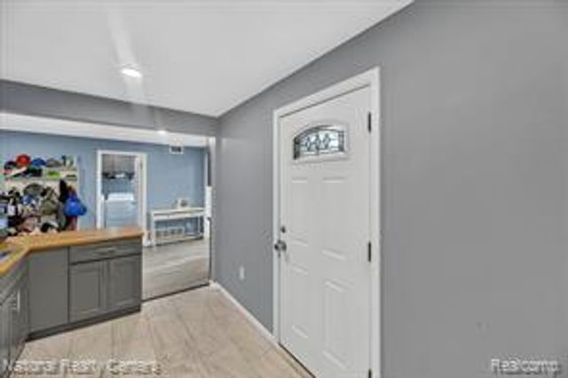 4714 Monterey Avenue, Clarkston, MI 48348