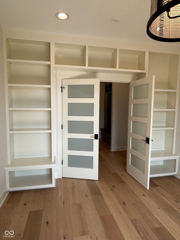 14565 Bedford Falls Drive, Carmel, IN 46032