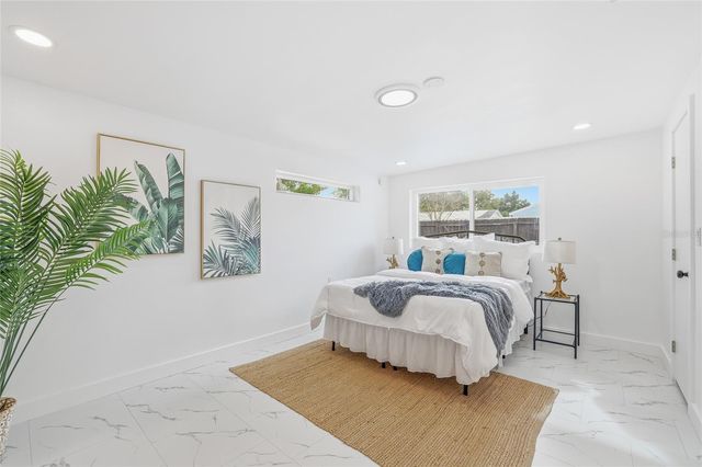 4095 LOCUST STREET NE, St Petersburg, FL 33703