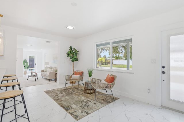 4095 LOCUST STREET NE, St Petersburg, FL 33703