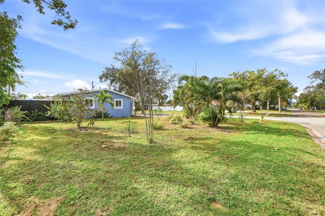 4095 LOCUST STREET NE, St Petersburg, FL 33703