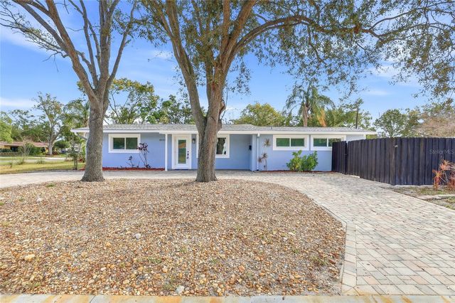 4095 LOCUST STREET NE, St Petersburg, FL 33703