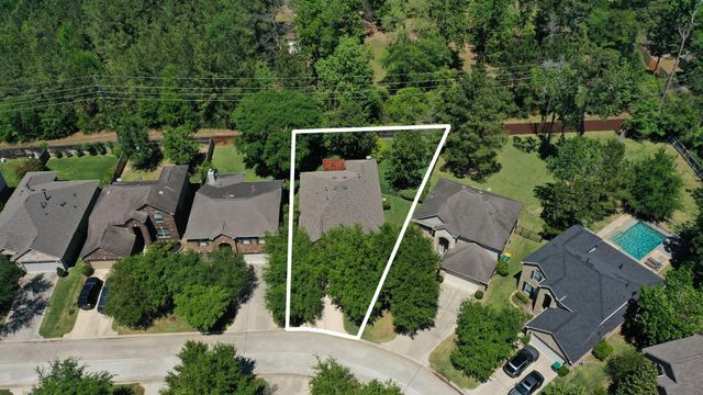 123 N Hawkhurst Circle, Magnolia, TX 77354