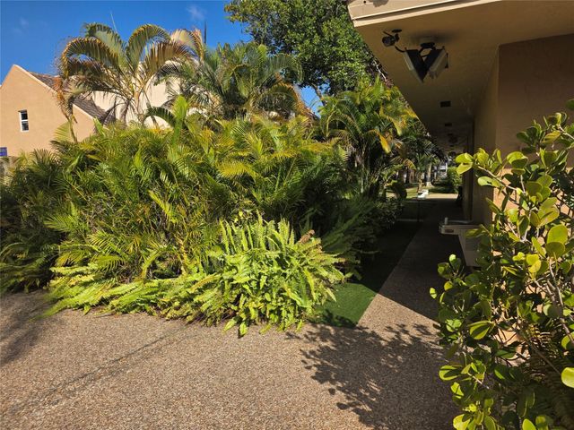 959 SE 2nd Avenue 223, Deerfield Beach, FL 33441