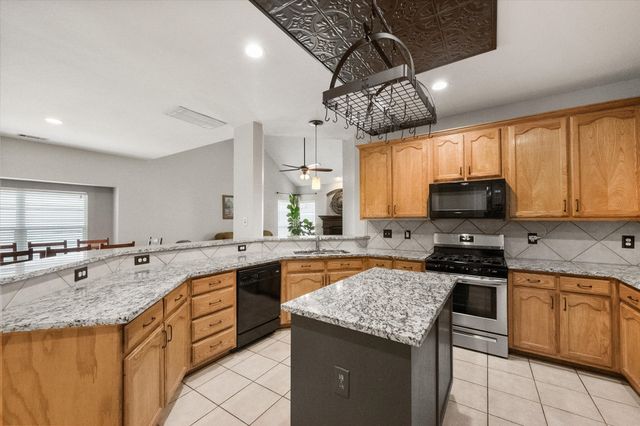 5013 Meyers Lane, Fort Worth, TX 76244