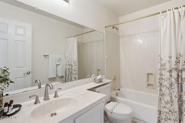9705 E MOUNTAIN VIEW Road 1131, Scottsdale, AZ 85258