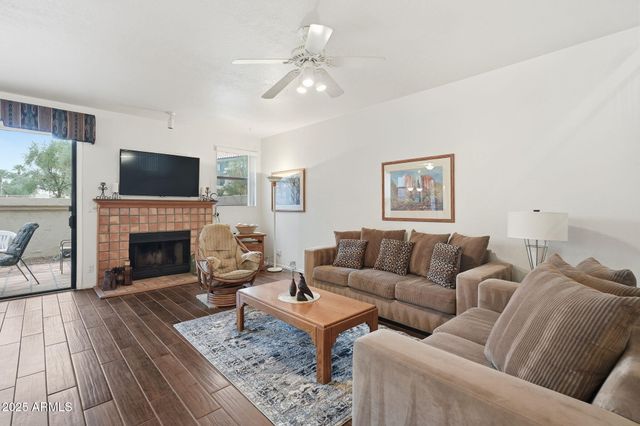 9705 E MOUNTAIN VIEW Road 1131, Scottsdale, AZ 85258