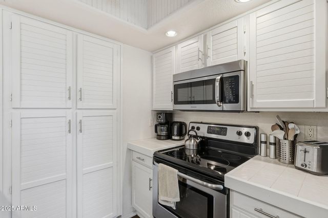 9705 E MOUNTAIN VIEW Road 1131, Scottsdale, AZ 85258