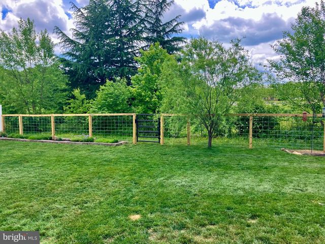 1805 SARA AVE, Severn, MD 21144