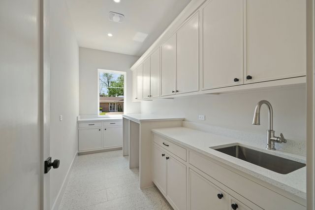 3227 Dothan Lane, Dallas, TX 75229