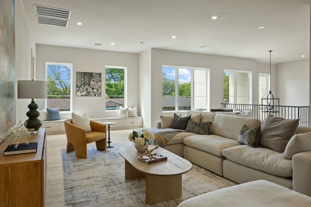 3227 Dothan Lane, Dallas, TX 75229