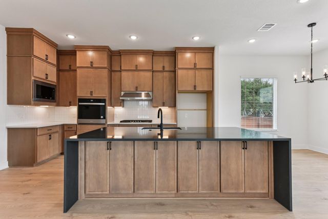 12109 Fennec WAY, Austin, TX 78758