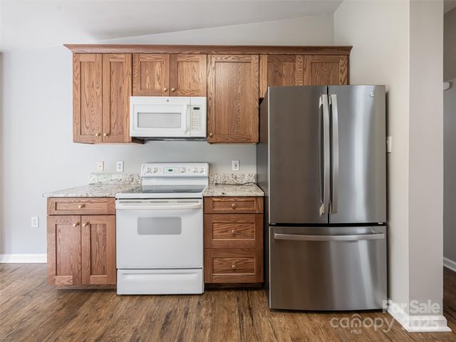 88 Star Point Drive, Hendersonville, NC 28792