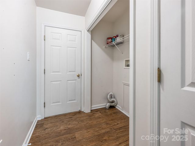88 Star Point Drive, Hendersonville, NC 28792