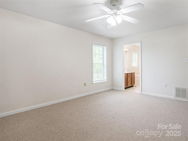 88 Star Point Drive, Hendersonville, NC 28792
