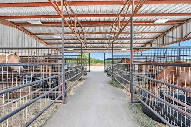 20910 US Highway 377, Whitesboro, TX 76273