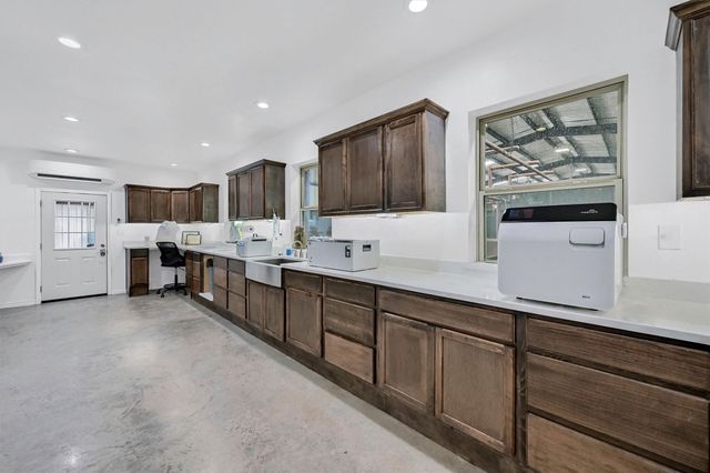 20910 US Highway 377, Whitesboro, TX 76273