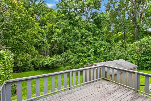195 Graylynn Dr, Nashville, TN 37214