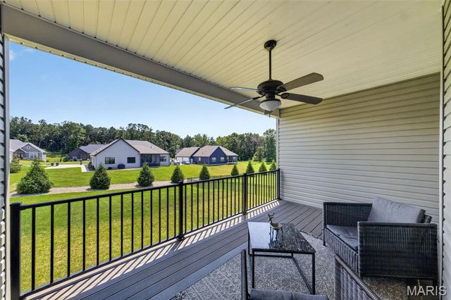 106 Stone Canyon Boulevard, Foristell, MO 63348