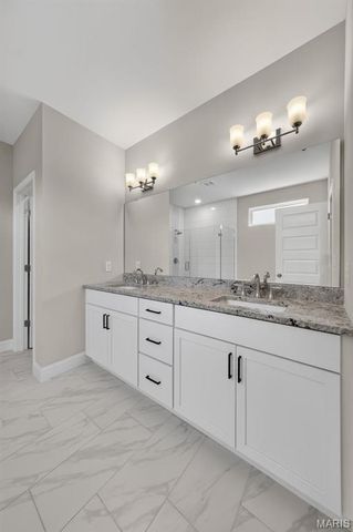 106 Stone Canyon Boulevard, Foristell, MO 63348