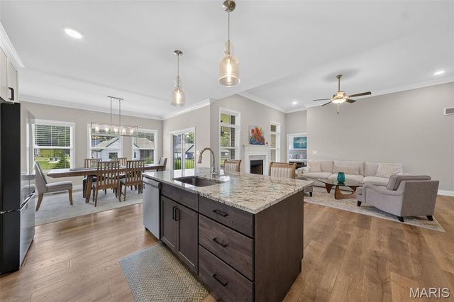 106 Stone Canyon Boulevard, Foristell, MO 63348
