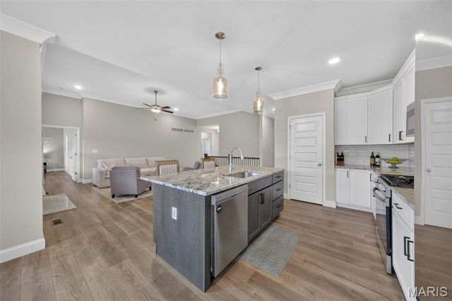 106 Stone Canyon Boulevard, Foristell, MO 63348