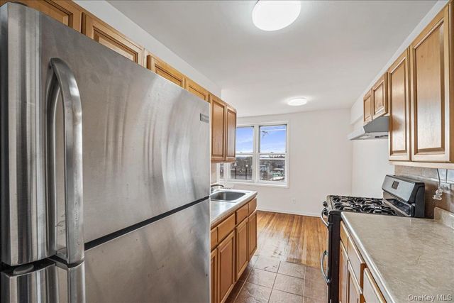 3425 150th Pl 4D, Flushing, NY 11354