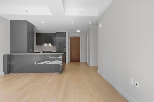 133 Seaport Blvd 1107, Boston, MA 02210