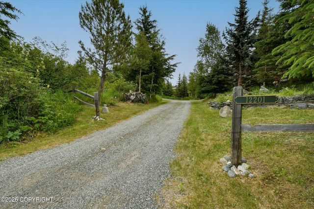 12201 Graiff Street, Anchorage, AK 99507