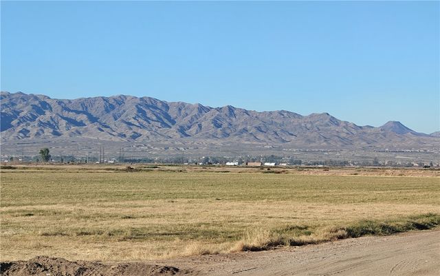 2017 E Maverick Drive, Mohave Valley, AZ 86440