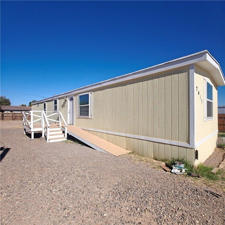 2017 E Maverick Drive, Mohave Valley, AZ 86440