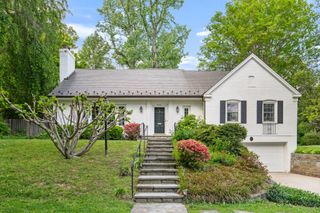 5121 BALTAN RD, Bethesda, MD 20816