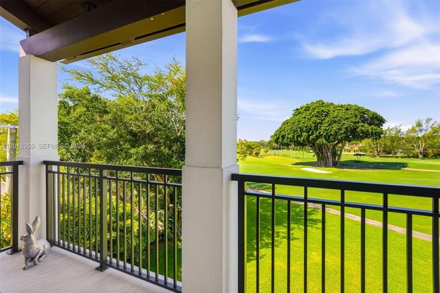 1228 Anastasia Avenue 304, Coral Gables, FL 33134