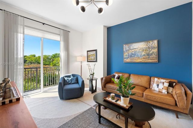 1228 Anastasia Avenue 304, Coral Gables, FL 33134