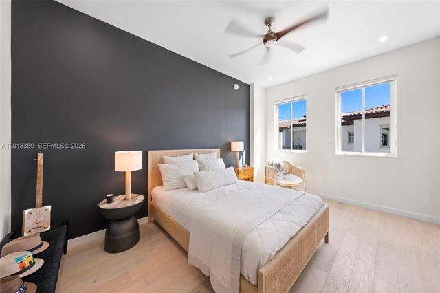 1228 Anastasia Avenue 304, Coral Gables, FL 33134