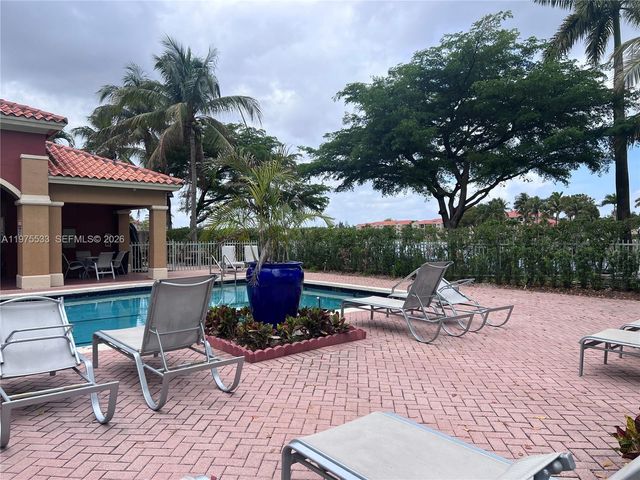 6104 NW 114th Pl 213, Doral, FL 33178
