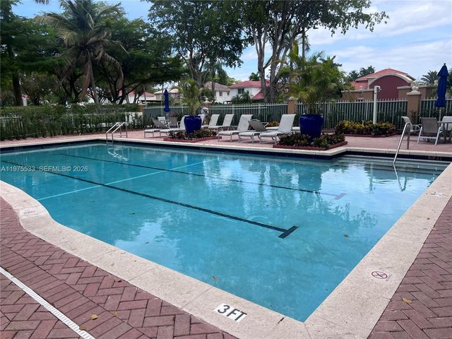6104 NW 114th Pl 213, Doral, FL 33178