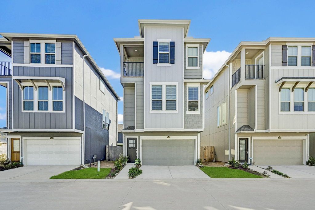 1918 Kirby Landing Drive, Houston, TX 77051